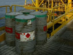 Representa 16.5% de ingresos en el lapso anero-abril de este año, contra 30.7 por ciento del mismo periodo de 2014. AFP / ARCHIVO