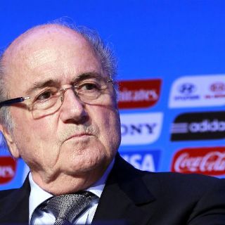 Figo desea volver a ser candidato a presidencia de FIFA