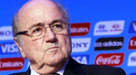 Tras la renuncia de Blatter, Figo considera que el cambio por fin ha llegado a la FIFA. NTX / ARCHIVO