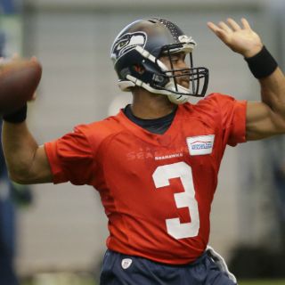 Rusell Wilson sigue concentrado durante negociación con Seattle