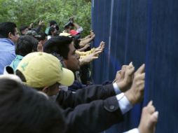 Los manifestantes insisten que no claudicarán en su jornada de acciones por la abrogación de la reforma educativa. EFE / M. A. Martínez