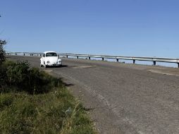 Se cuenta con más 12 mil metros cúbicos de materiales para aplicar en las carreteras estatales en lo que resta del año. EL INFORMADOR / ARCHIVO