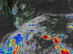 El huracán se mantiene en categoría IV y se prevé que ocasione lluvias y tormentas desde Jalisco hasta Guerrero. ESPECIAL / http://smn.cna.gob.mx/