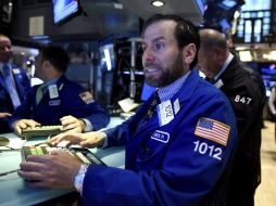 La sesión estuvo marcada por la gran volatilidad por los bruscos movimientos en los mercados de deuda. EFE / J. Lane