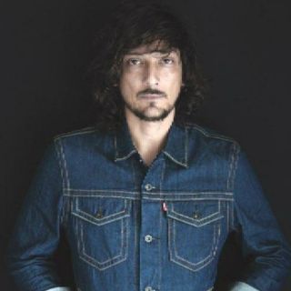 León Larregui hace las paces con Chetes