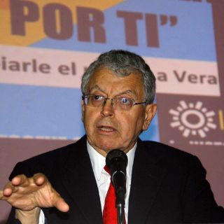 Políticos lamentan la muerte de Camacho Solís