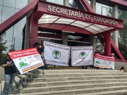 Los maestros presentes afirman que su estadía dependerá de las conclusiones a las que lleguen ''allá en la Ciudad de México''. EL INFORMADOR / R. Tamayo