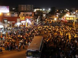 Los actos vandálicos también se han extendido a particulares, pues se han registrado robos de vehículos en medio de las protestas. SUN / ARCHIVO