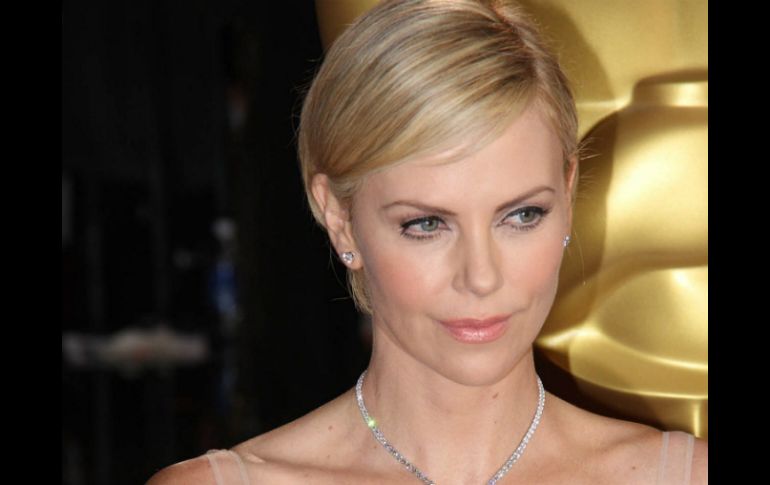 Theron dará vida a Libby, quien fue testigo del asesinato de su familia en una masacre en la granja familiar de un Kansas rural. NTX / ARCHIVO