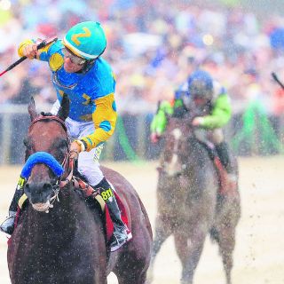 'American Pharoah' y Víctor Espinoza, por la Triple Corona
