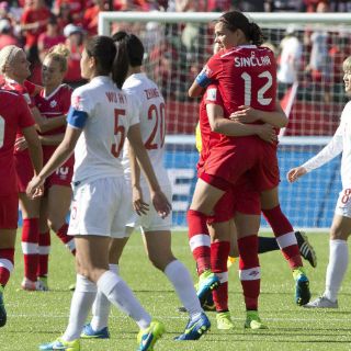 Canadá derrota a China en el Mundial Femenil 2015