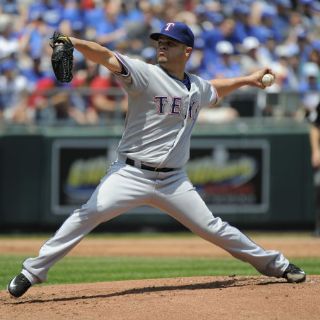 Wandy Rodríguez vence a los Reales