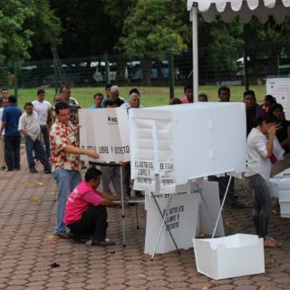 Casillas abiertas en su totalidad en Torreón