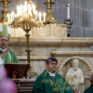 Iglesia pide orar por jornada electoral pacífica
