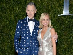 Alan Cumming, uno de los anfitriones de la gala, junto a Kristin Chenoweth. AP / E. Agostini