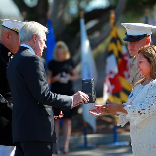 Entrega EU Medalla de Honor póstuma a soldado mexicano