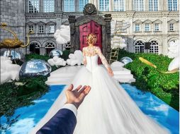 Nataly Zakharova, la novia del famoso fotógrafo Murad Osmann el día de su enlace nupcial. ESPECIAL / Instagram Murad Osmann