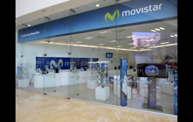 La compañía afirmó que marcando desde EU a cualquier parte de EU y México, los minutos por llamada y mensajes son ilimitados. EL INFORMADOR / ARCHIVO