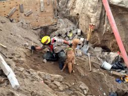 La STPS impuso una multa a la empresa encargada de los trabajos de la Línea 1 tras el accidente que se registró este lunes. TWITTER / @UMPCyBZ