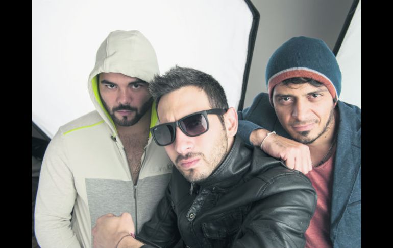 Las ocurrencias y las imitaciones son parte central de 'Que rollo', programa que poco a poco se ha vuelto de los preferidos. ESPECIAL / Bandamax