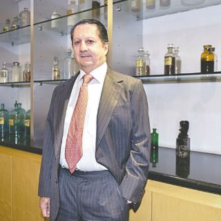 Nadro cubre vacío en la distribución de medicinas