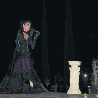 El Panteón de Mezquitán se viste de gala