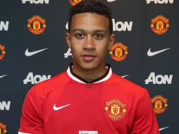 El mes pasado ya habían llegado a un acuerdo personal y Depay ya luce sus nuevos colores. TWITTER / @memphis