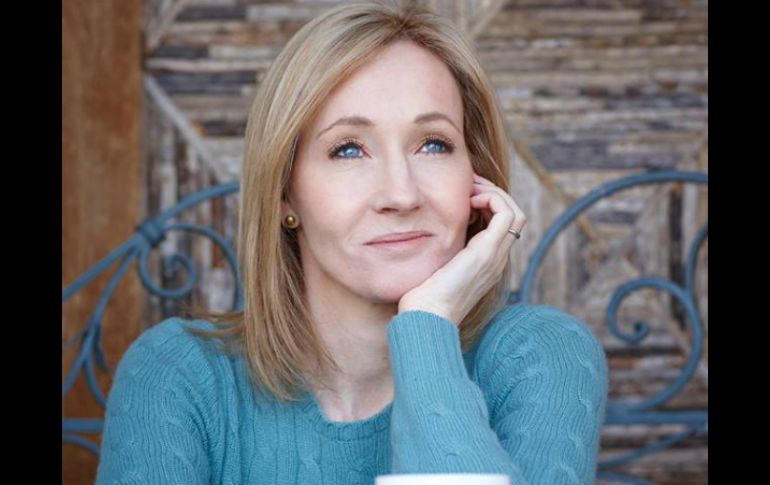 La editorial Little Brown publicará la tercera parte de esta saga de detectives. FACEBOOK / J.K. Rowling