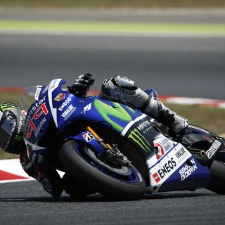 Jorge Lorenzo se impone en el MotoGP en Cataluña
