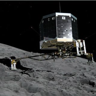 La sonda Philae despierta tras hibernar siete meses en un cometa