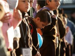 En los escolares, la depresión suele presentar síntomas como conductas desafiantes, robo de cosas pequeñas y falta de apetito. EL INFORMADOR / ARCHIVO