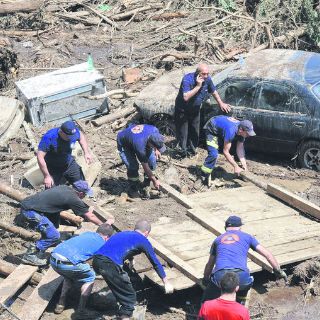 Georgia guarda duelo por las víctimas de las inundaciones