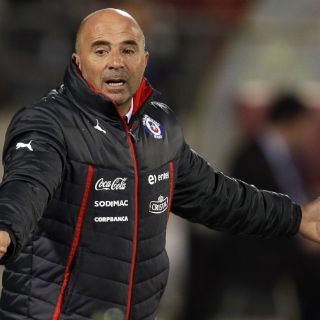 Técnico de Chile reclama goles anulados ante México