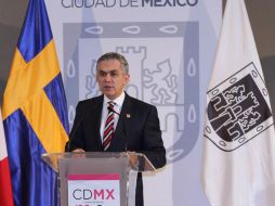 Ambos partidos coinciden en que se haga una revisión a sus declaraciones, en especial porque Macenra es servidor público. NTX / ARCHIVO