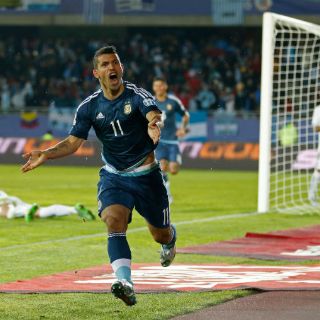Argentina gana ante Uruguay