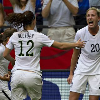 EU vence a Nigeria y pasa a octavos en Mundial Femenil