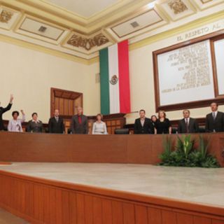 PRI y PAN pierden 31 regidores en metrópoli