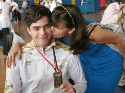 El nadador Iván Alejandro Esquivel Ramírez ganó seis medallas de oro en la Paralimpiada Nacional en Querétaro. EL INFORMADOR / M. Vargas