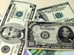 Banco Central estima que durante esta jornada el tipo de cambio cotice entre 15.20 y 15.60 pesos por dólar. EL INFORMADOR / ARCHIVO