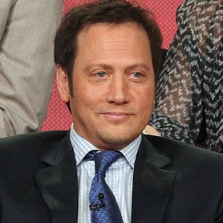 Rob Schneider defiende a México de Donald Trump