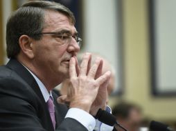 Carter, secretario de Defensa de EU, señala que han equipado a las fuerzas iraquíe de manera muy lenta. AP / S. Walsh