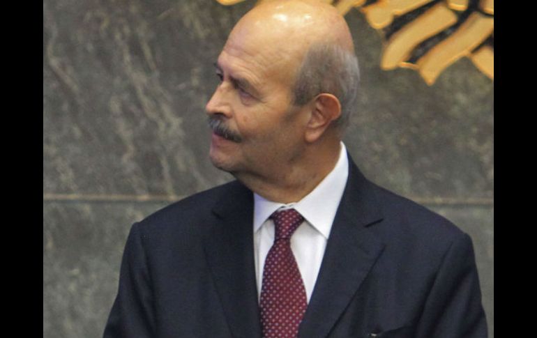 La abierta inclinación de Vallejo el por el abanderado perredista merece por lo menos una revisión de su caso, señalan. NTX / ARCHIVO