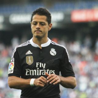 Tuve que comer mucho banquillo, se sincera 'Chicharito'