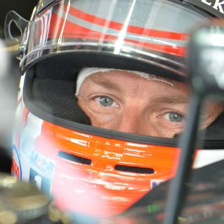 Button, penalizado con 25 plazas