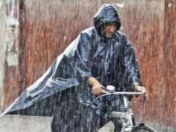 Onda Trópical 5 se localizará al suroeste de costas de Jalisco y Colima, sin afectar al resto del país. EFE / N. Shretstha