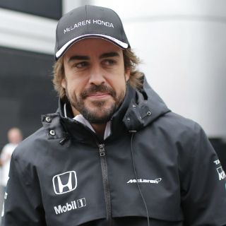 Fernando Alonso explica accidente con Kimi Raikkonen