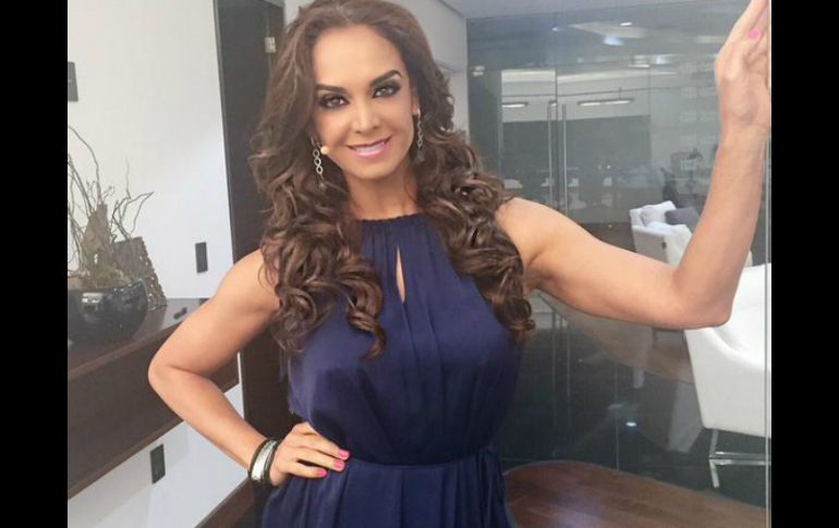 Jones dejó ver que podría sacar del certamen a la actual concursante Wendy Esparza. TWITTER / @LUPITAJONESFANS