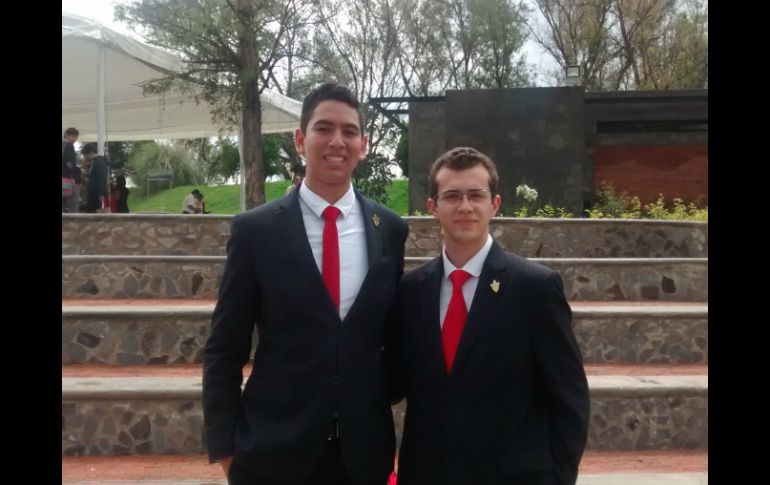 Los ganadores recibieron un trofeo y como premio obtienen una beca para el taller Proemprende. EL INFORMADOR / I. Martínez