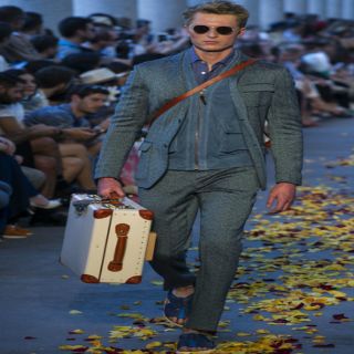 Moda para padres elegantes en desfile de Milán