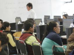 La Secretaría de Educación Guerrero informa que un total de mil 88 trabajadores del sector educativo participaron. SUN / L. Cortés